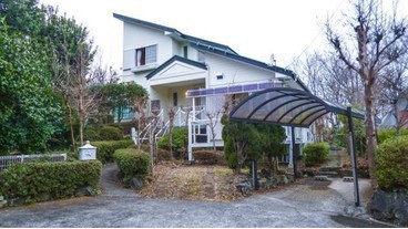 伊豆高原｜片流れのファサードが美しい戸建住宅